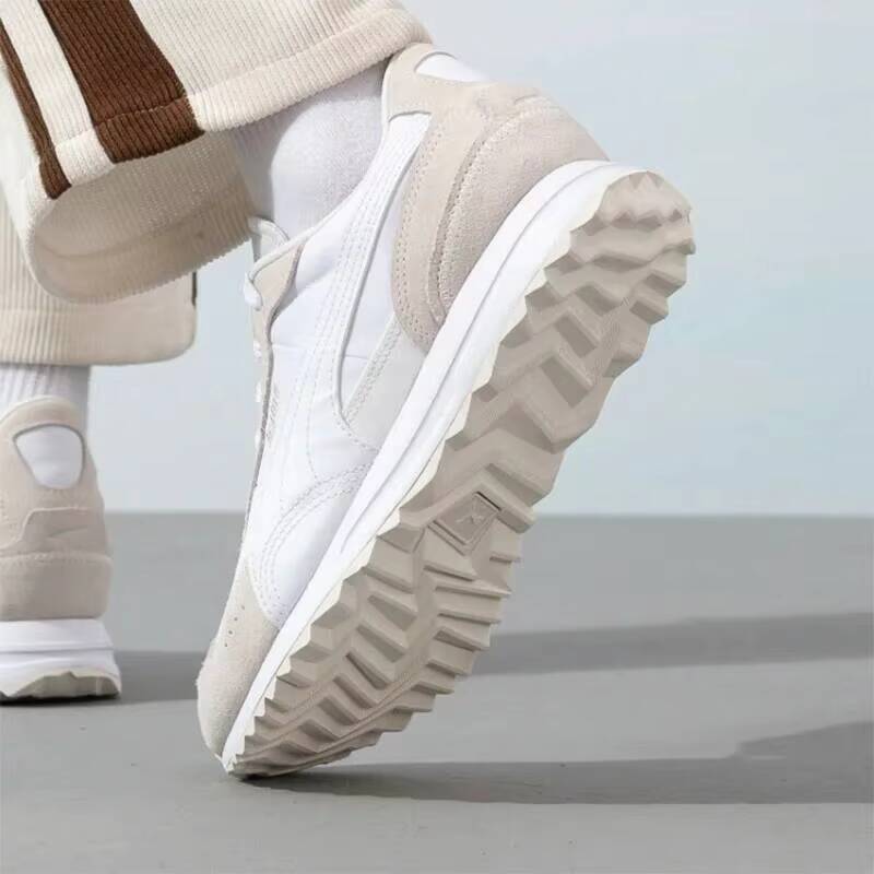 Nuove Scarpe da Corsa Leggere  - Women'S Shoes Puma Sneakers recensione e prezzo