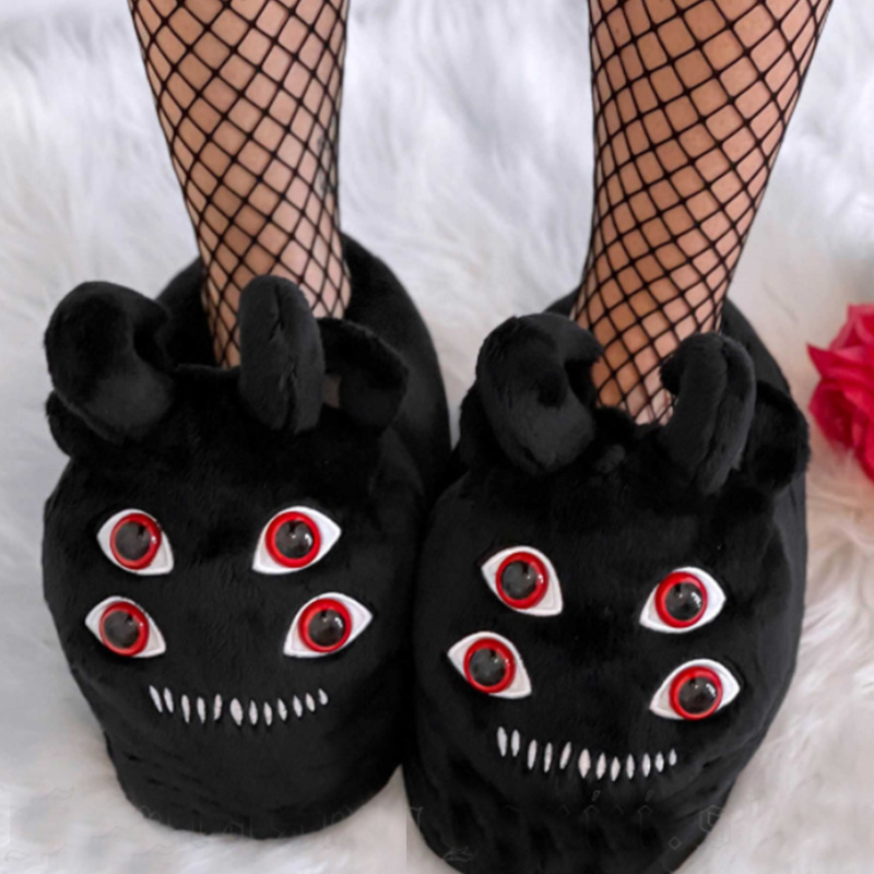 Pantofole Michael Myers Devil  - Women Shoes Myer recensione e prezzo