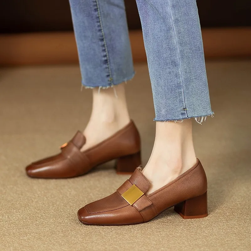 Décolleté in pelle moda donna  - Women Shoes Jeans recensione e prezzo