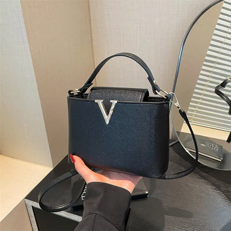 Borsa tote da donna di lusso,  - Women'S Shoes Louis Vuitton recensione e prezzo