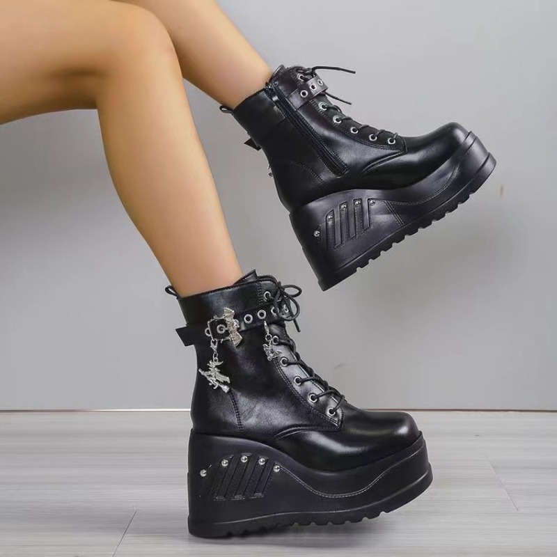 Stivali da Donna con Zeppa 10C - Women Shoes Ksa recensione e prezzo